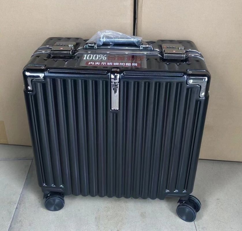 Equipaje de equipaje de viajes a prueba de agua de caja dura con cerradura digital para exteriores