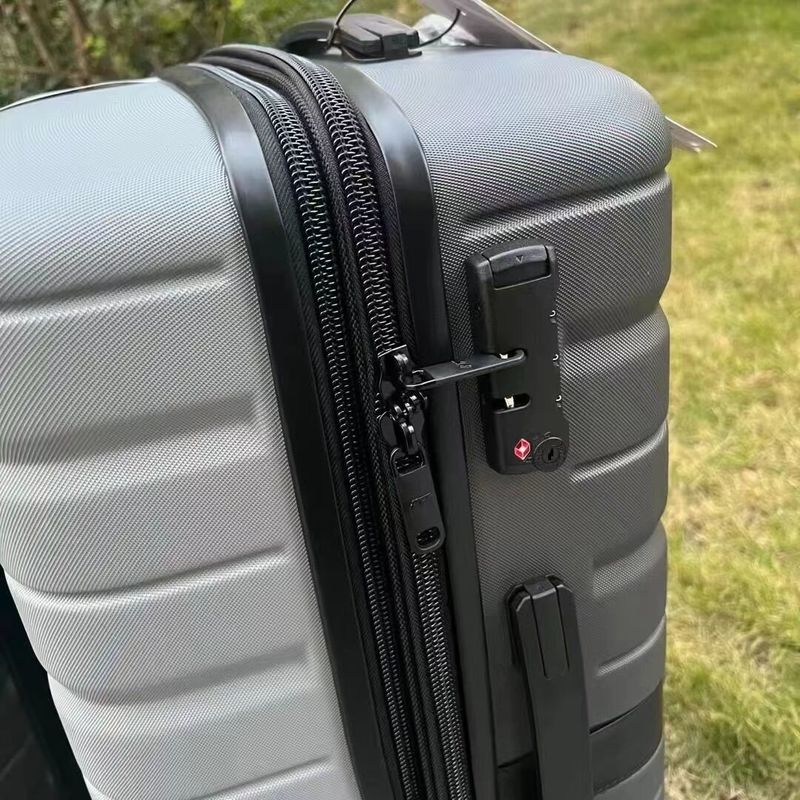Fabricante Conjunto de equipaje de viaje con carruaje de avión portátil para exteriores de moda de cáscara dura PP