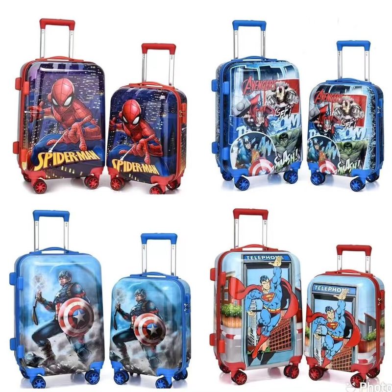 Nuevo muñeco de regalo de dibujos animados Muñeco universal para niños Muñeco de carruaje de ruedas Muñeco de anime Muñeco para niños