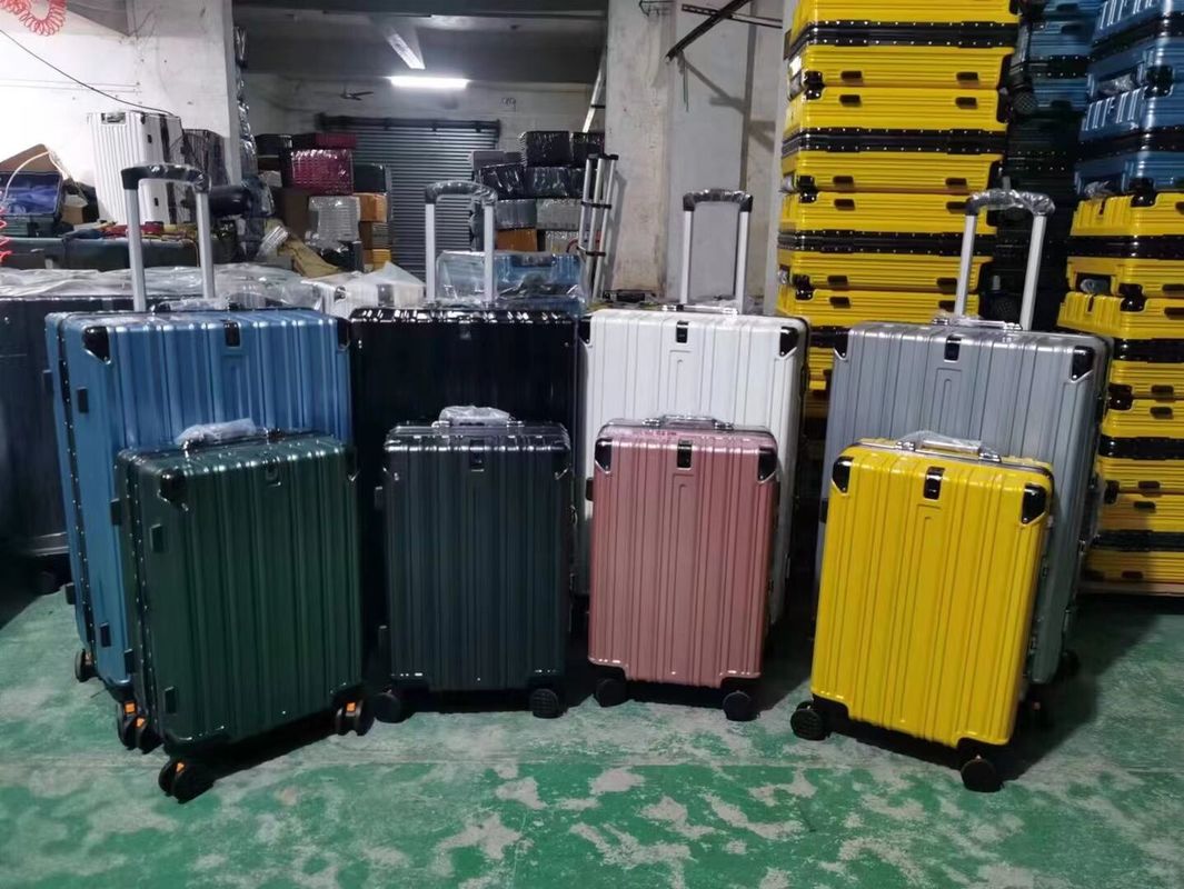Productos al por mayor Cuadro de aluminio ABS - PC Set de equipaje de viaje para viajes al aire libre