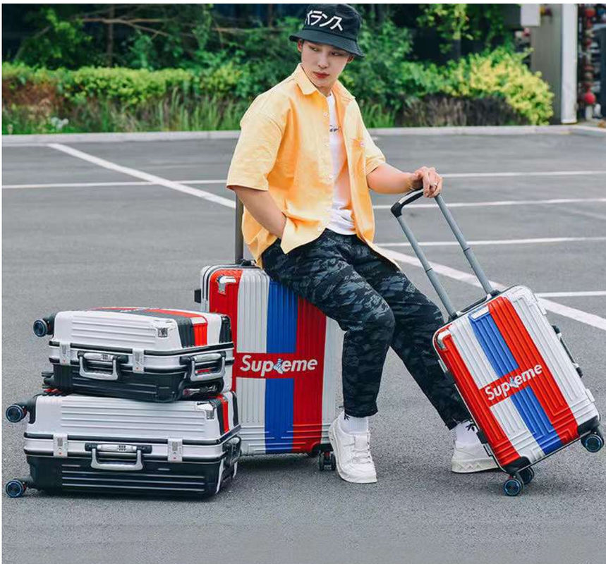 Equipaje personalizado 20/24 pulgadas Caja de carrito para niños Logotipo personalizado Caja de montaje de ruedas universal de moda, caja de código de regalo