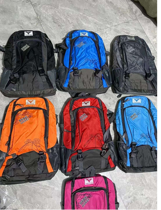 Moda de lujo Marca Hombres Mujeres Mochila portátil computadora portátil bolso escolar almacén grande bolsos de viaje unisex
