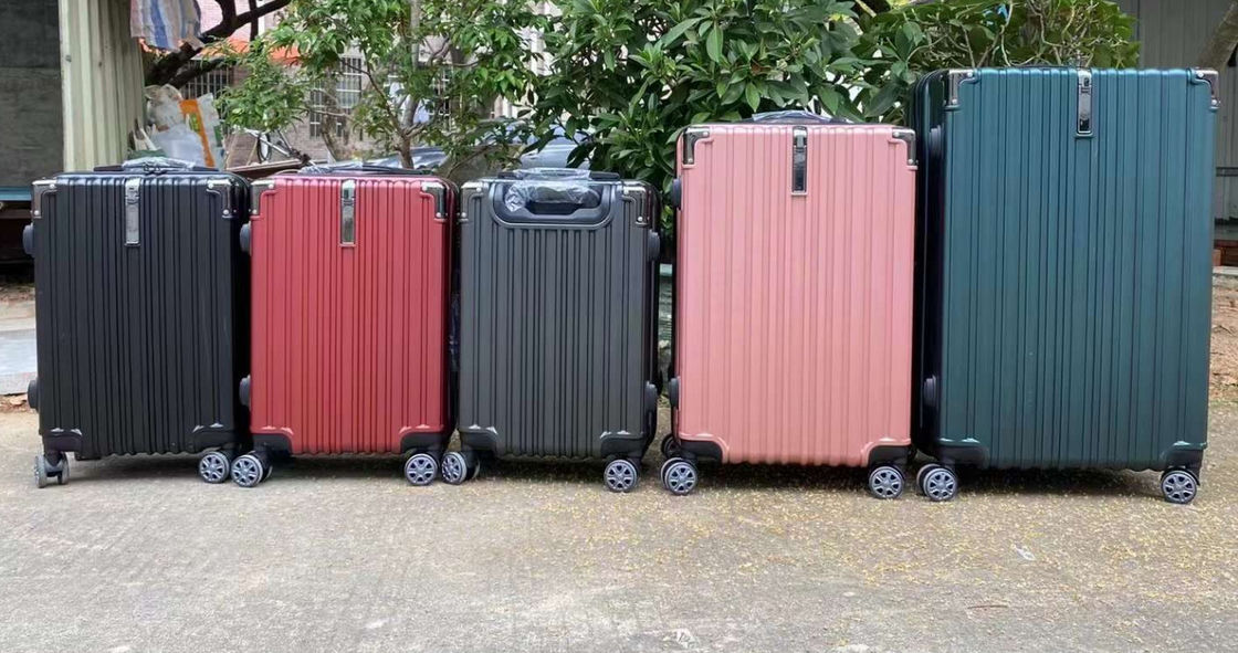Equipaje de exportación personalizado de 20 pulgadas Caso de carruaje universal maleta de ruedas mayorista 20 24 28 pulgadas Nuevo estudiante masculino y femenino
