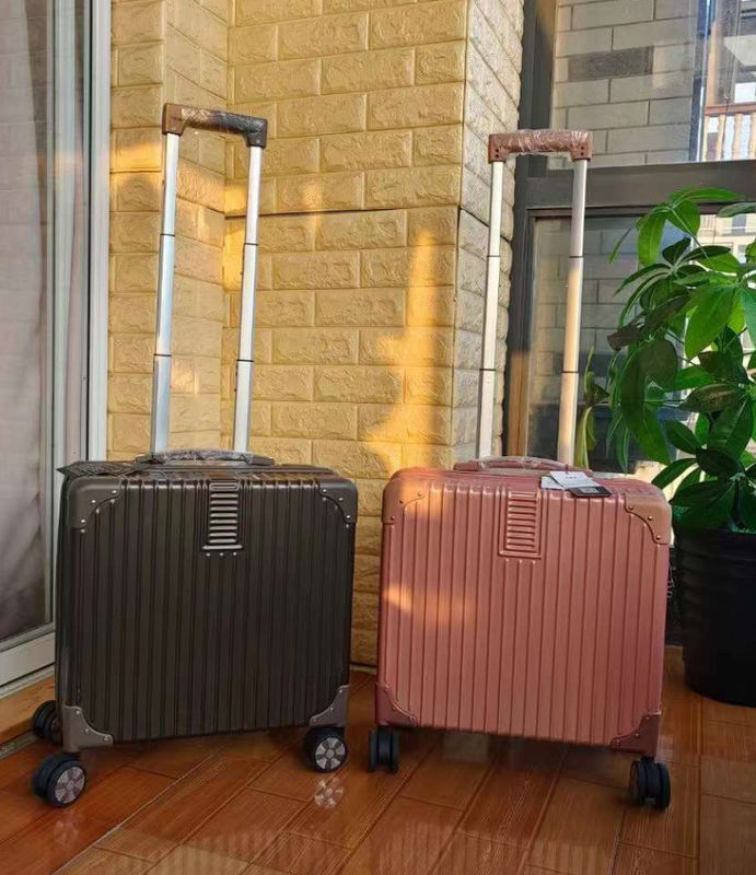 Valija de buen nivel, a prueba de arañazos, maleta de negocios, equipaje de computadora, maleta de aluminio silenciosa de cuatro ruedas, 18 pulgadas.