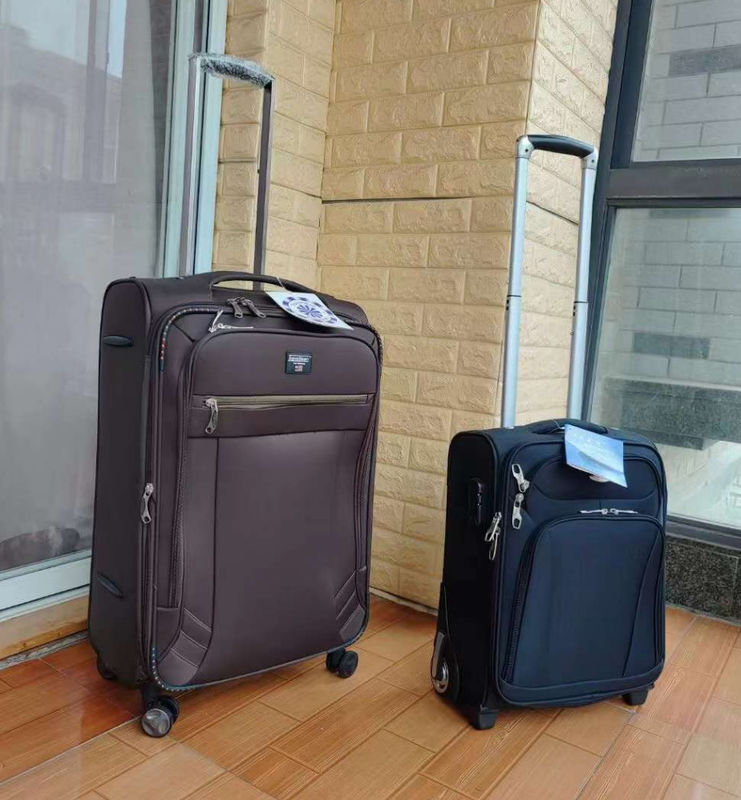 Logotipo OEM/ODM Color 4 Pcs Set Tejido Bolsas de viaje suaves Tranvía Maleta Bolsa de equipaje