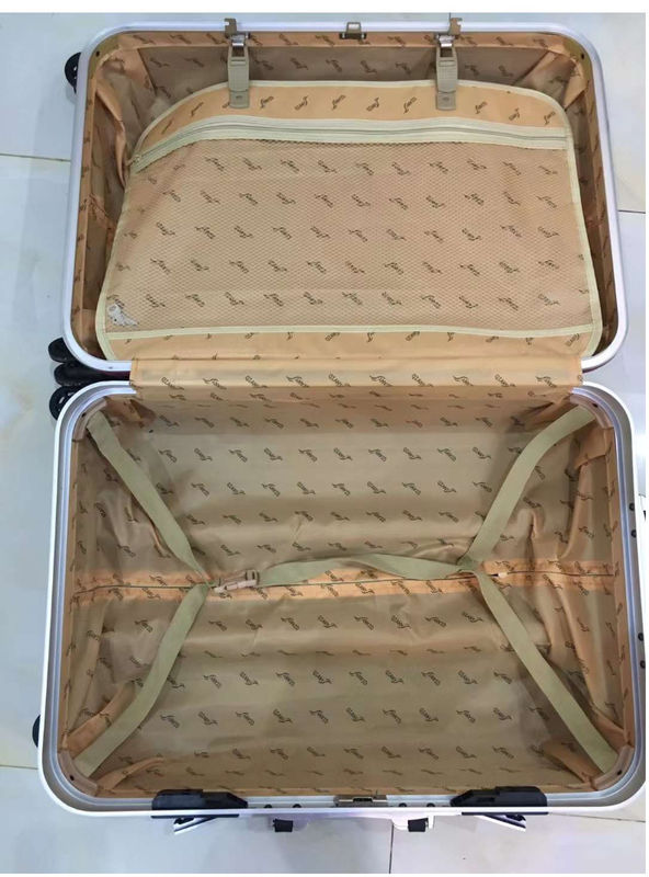 Alta calidad 4 ruedas dobles Casca dura PC marco de aluminio Tsa Cerradura Adulto Viajando maletas rojas equipaje