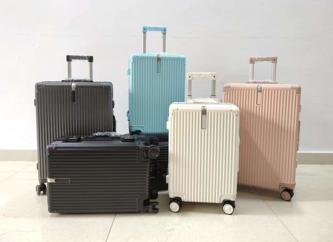 Cuadro de aluminio Equipaje de stock Diseño de moda 6 colores Alta capacidad Venta caliente 3 tamaños ABS + PC Material sin peso duro
