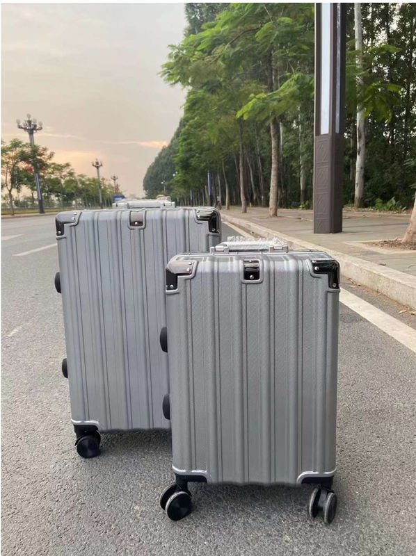 Nuevo equipaje con ruedas para el lado duro equipaje vertical maleta rodante ligero para viajar vacaciones